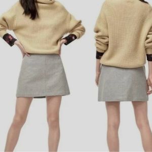 Aritzia Wilfred Classic Mini Skirt
